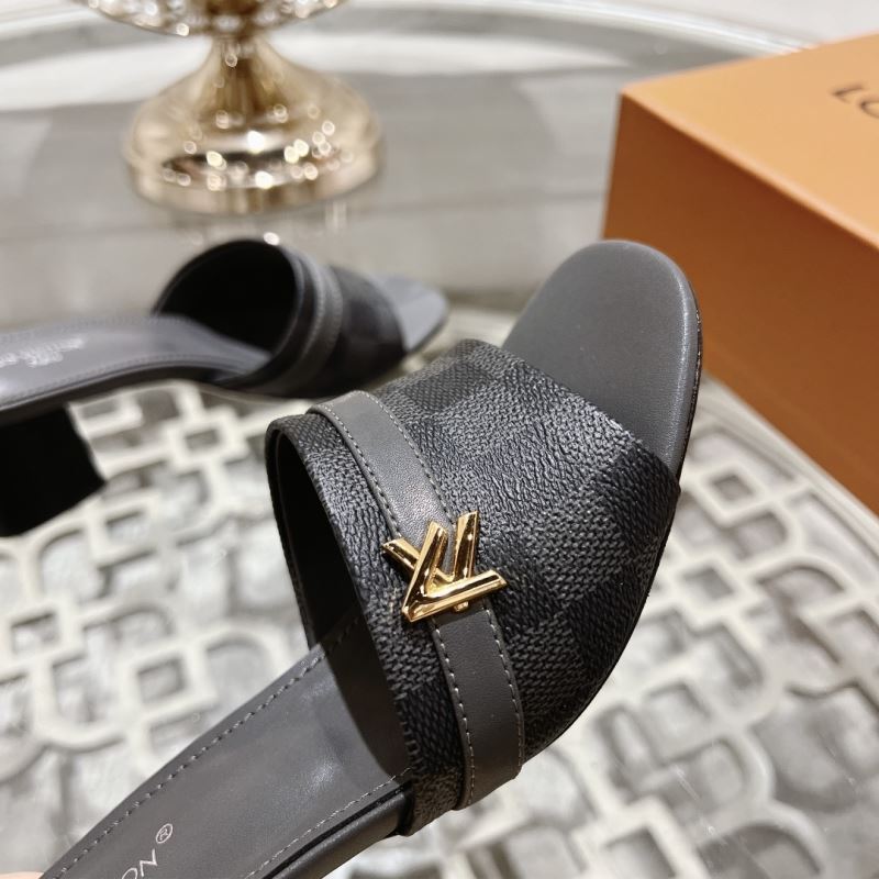 Louis Vuitton Slippers